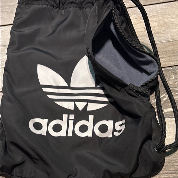 ADIDAS Black and White Logo Drawstring Bag - Picture 3 of 4